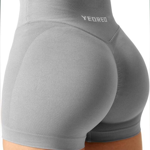 Yeoreo Official Pants - YEOREO Scrunch Butt Workout Shorts Women 3.5" Seamless V Cross Shorts